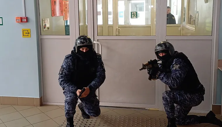 Антитеррористические учения в школе №1 города Нижнеудинска