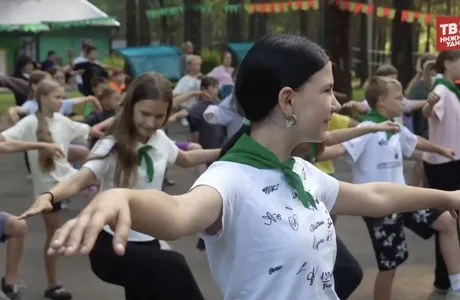 Зарядка со стражем порядка