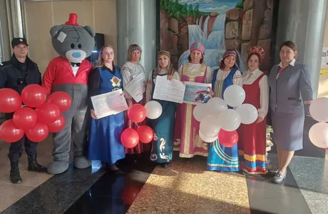 Уступи дорогу поездам - акция на железнодорождном вокзале Нижнеудинска